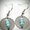 Célia : Boucles d'oreilles filigranes et perles en verre. – Image 2