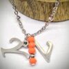 Diana : Collier sautoir à personnaliser, initiales et perles en verre de couleur. – Image 8